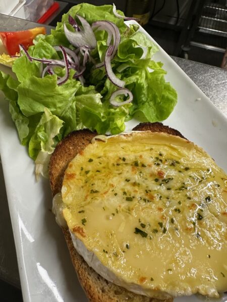 Camembert braisé